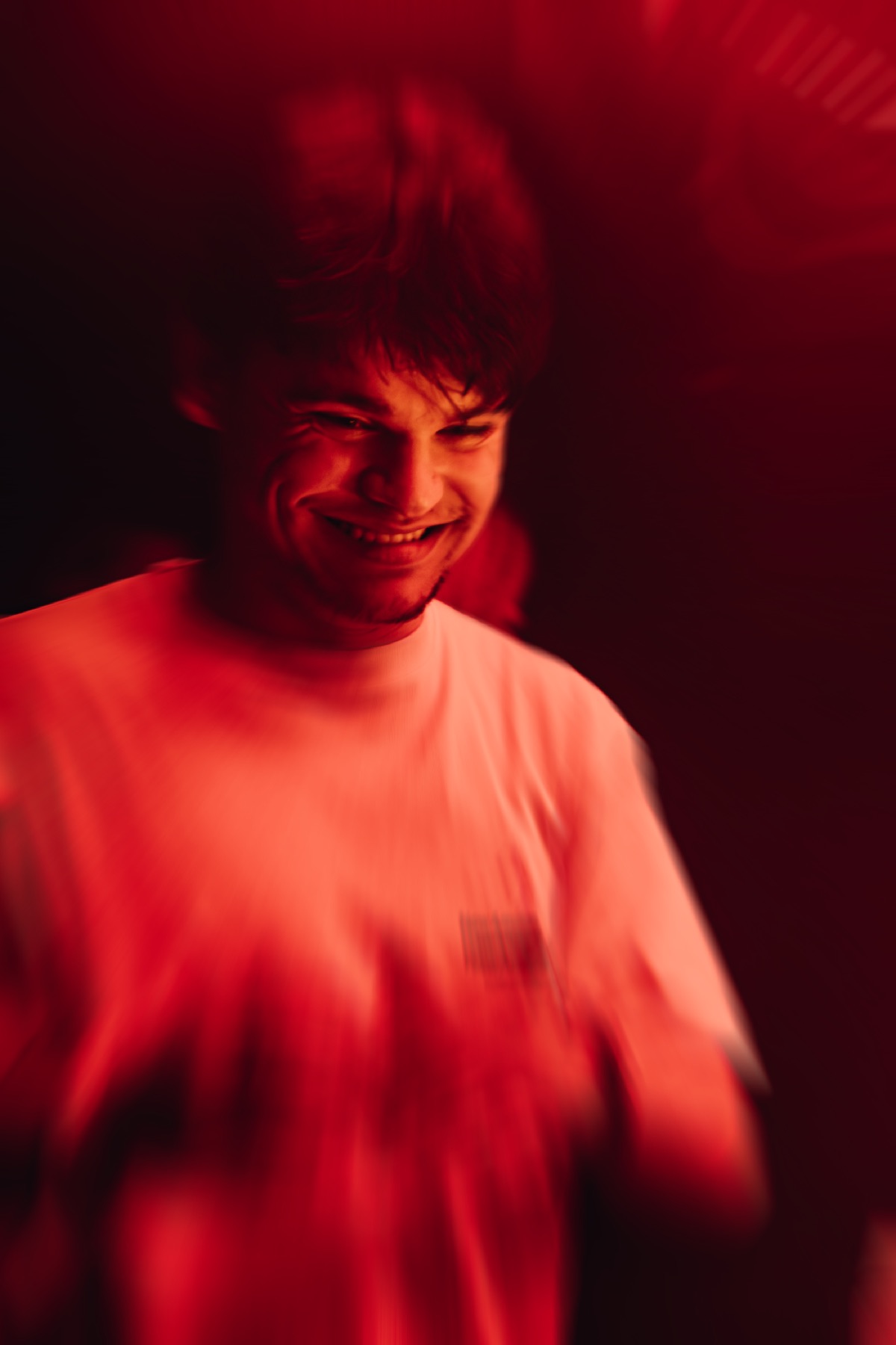 Deveraux — frame 06